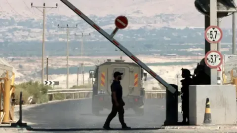 A Pair of Victims Killed in Assault Adjacent to Jordan-West Bank Passage, Israeli Military Confirms