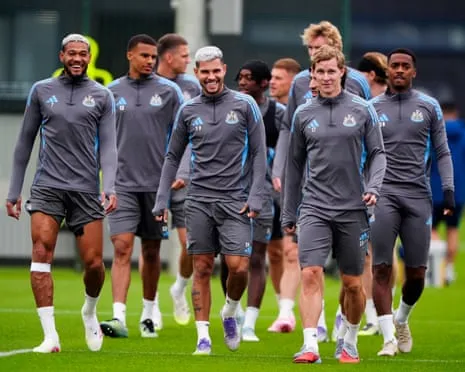 Eddie Howe Calls On Team to Show They Are Contenders Versus Barcelona